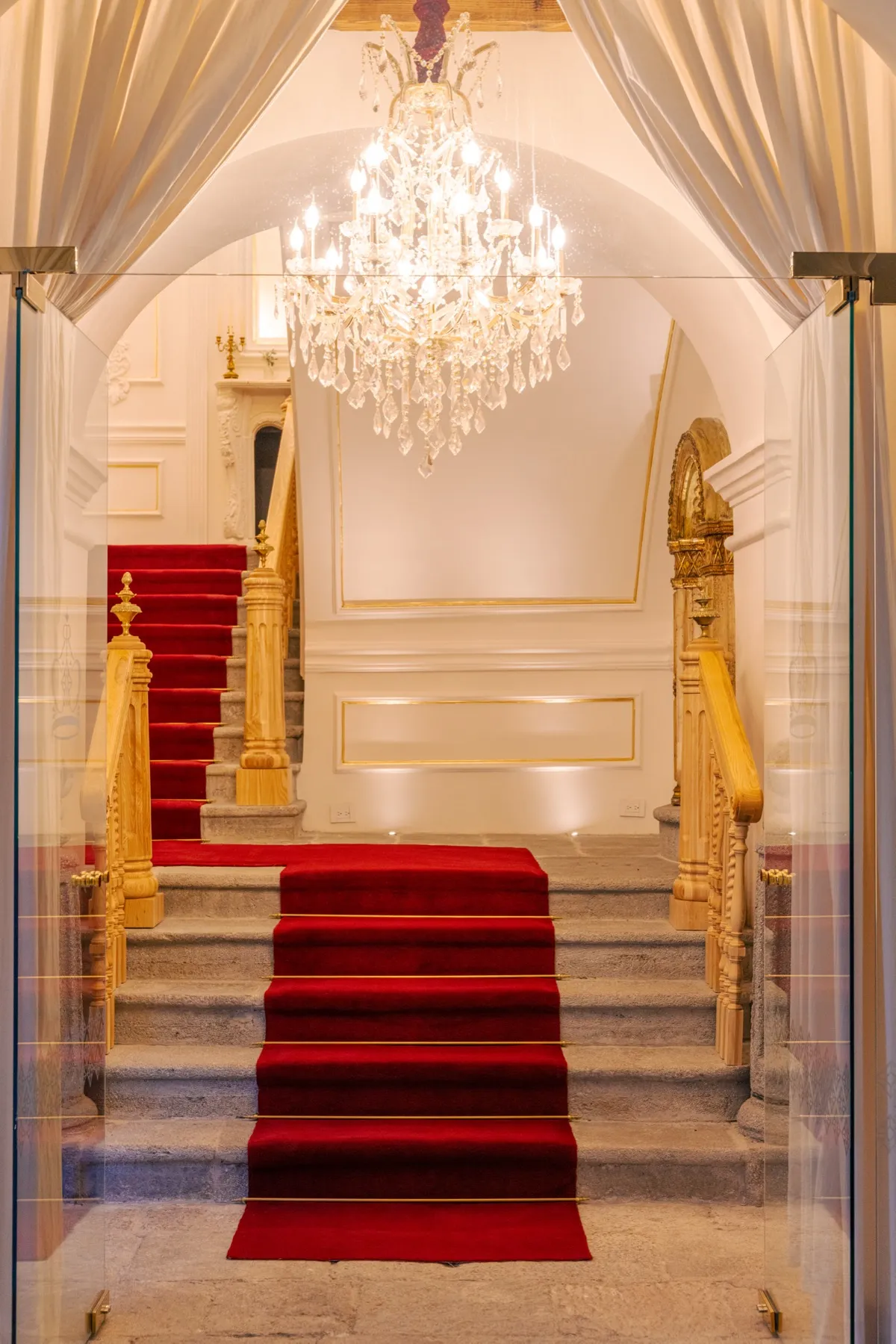 La escalera — 2