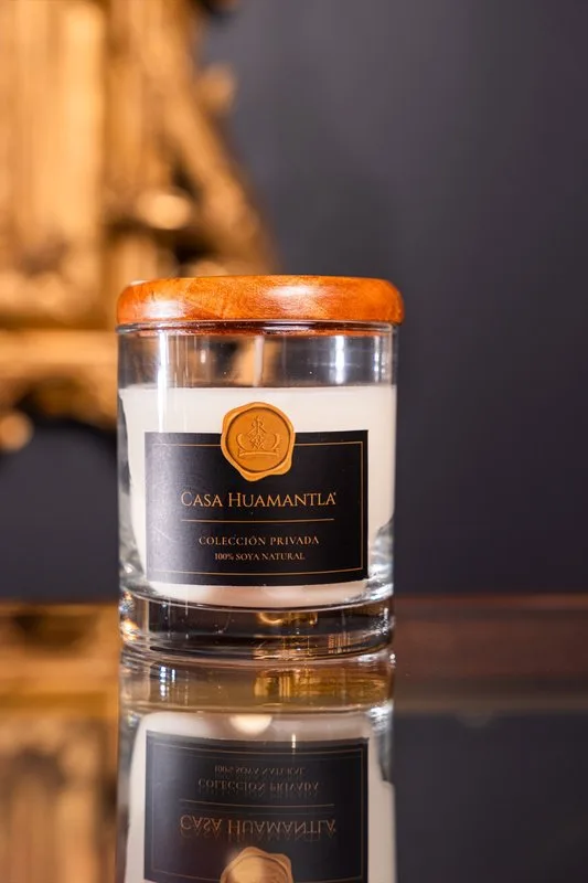 La tienda de Casa Huamantla — vela de la Colección Privada